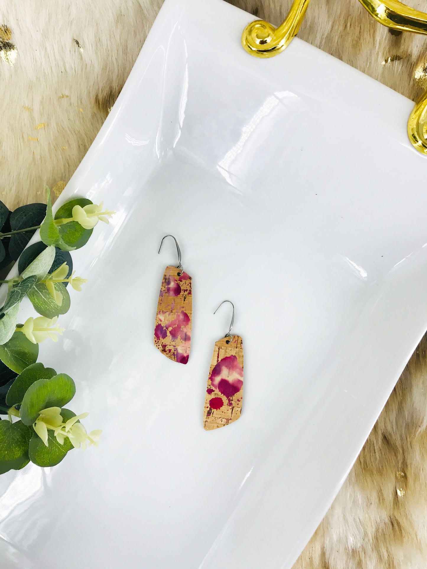 Cranberry Splash Cork Leather Earrings - E19-813