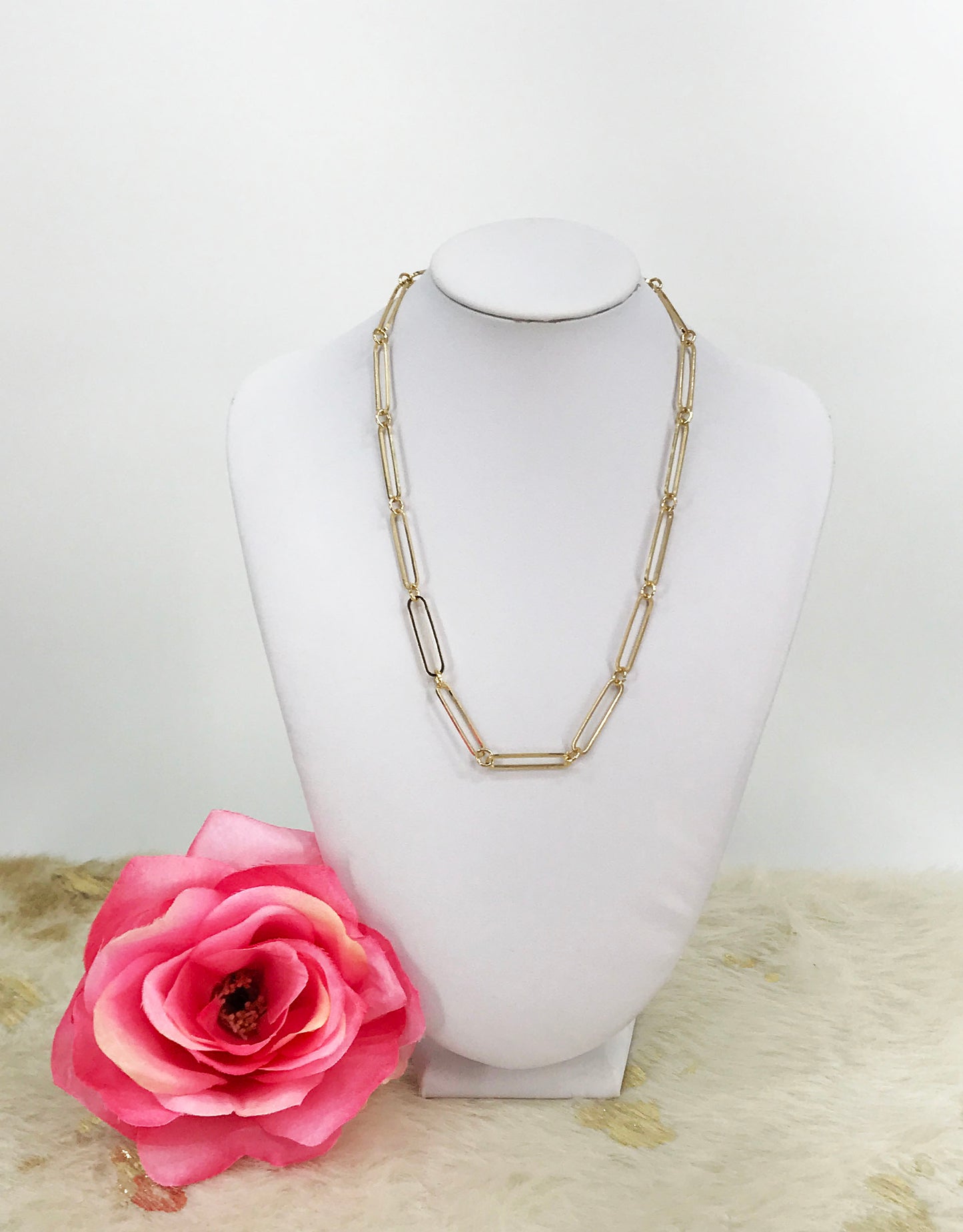 Smooth Large Paperclip Chain Necklace - N784