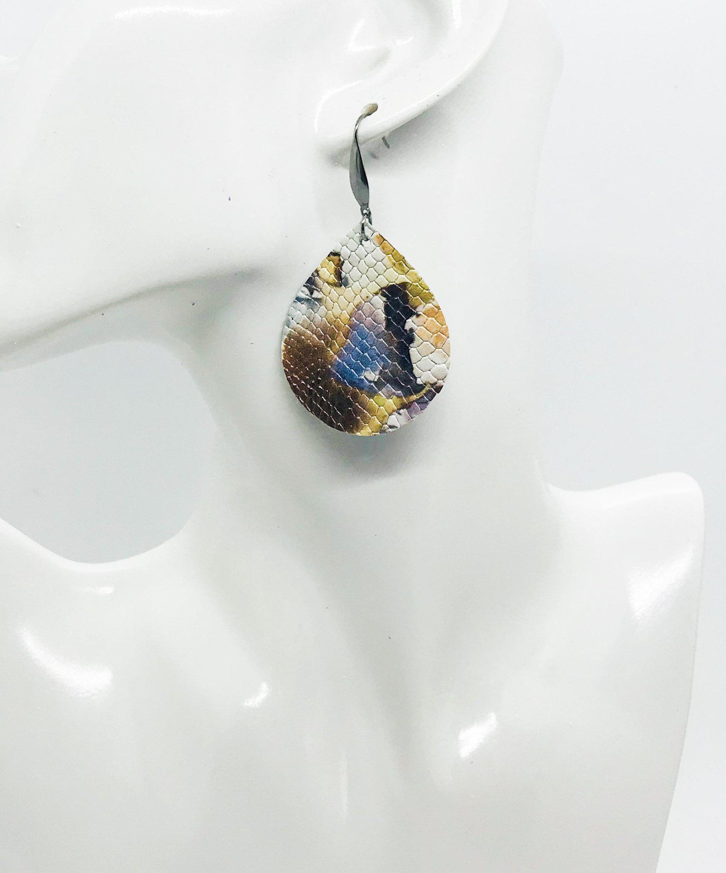 Genuine Leather Earrings - E19-1324