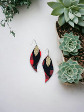 Load image into Gallery viewer, Plaid Leather and Glitter Earrings - E19-1019