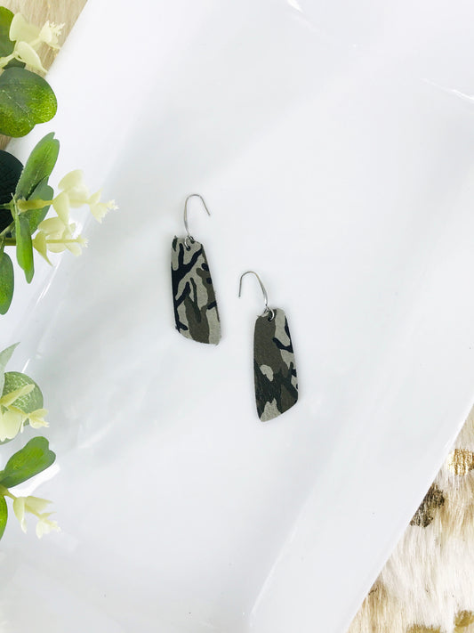 Jungle Gray Camo Leather Earrings - E19-1036