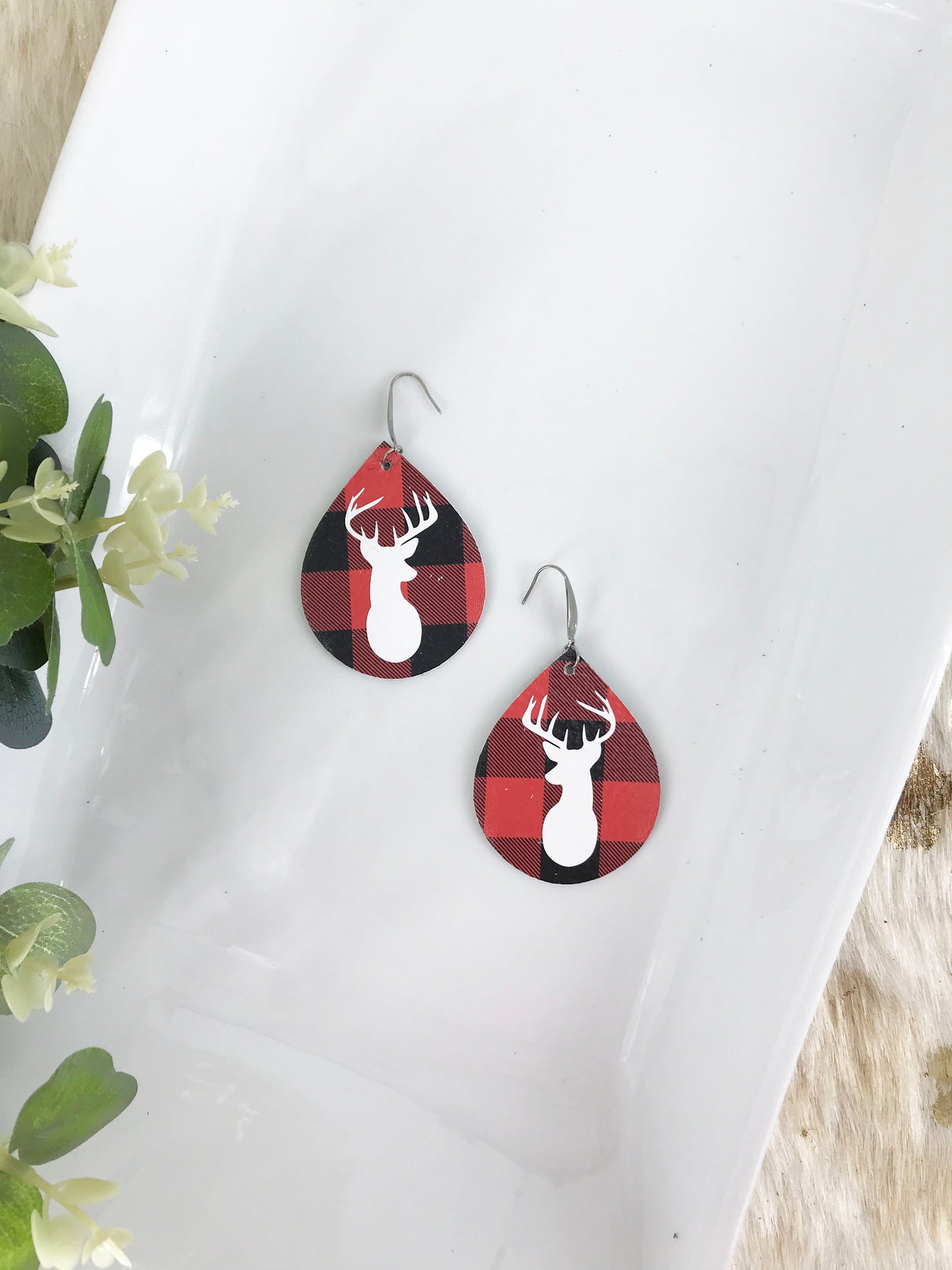 Buffalo Plaid Leather Stag Head Earrings - E19-1069