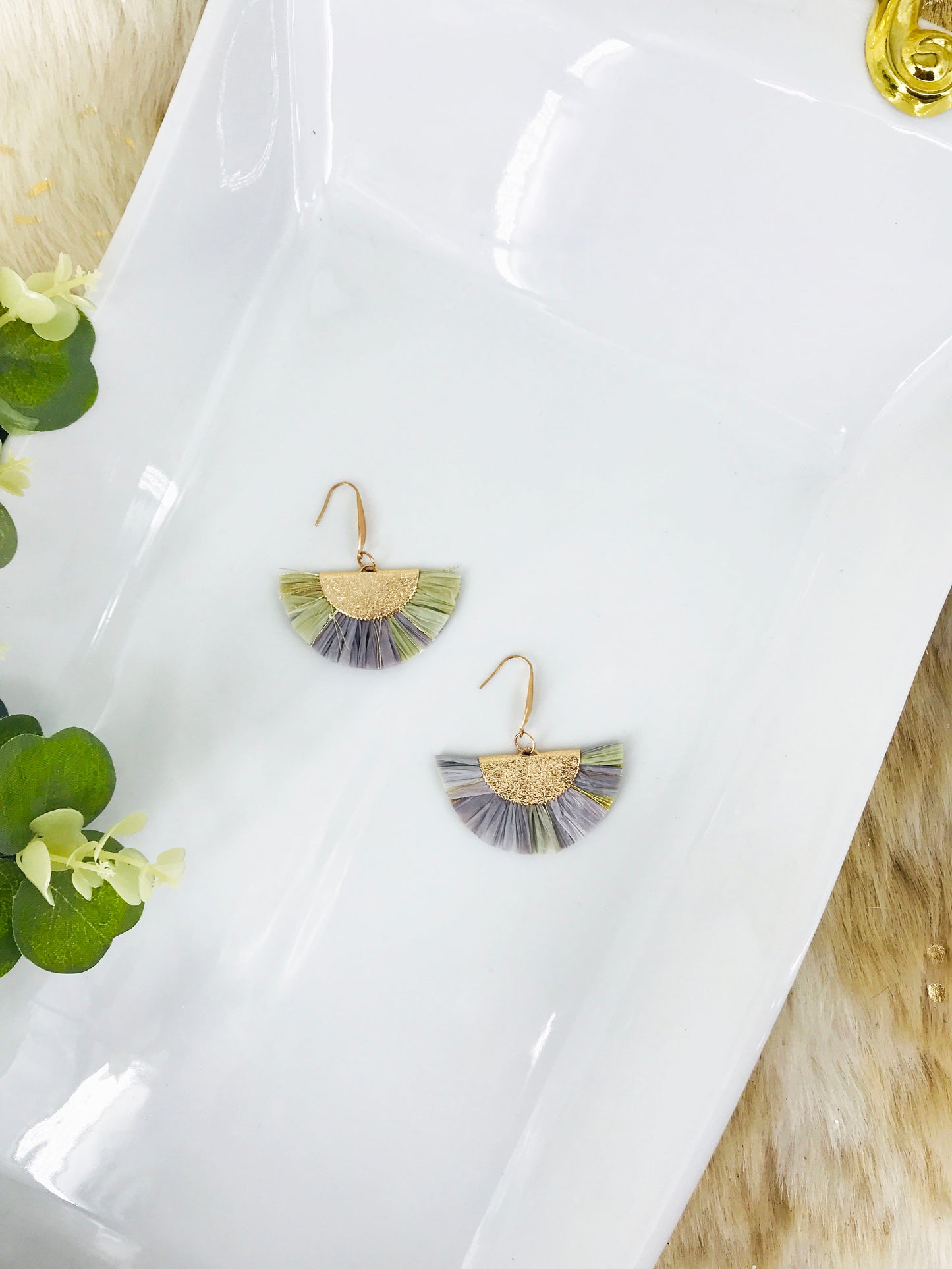 Multi Color Fan Shaped Tassel Earrings - E19-1070