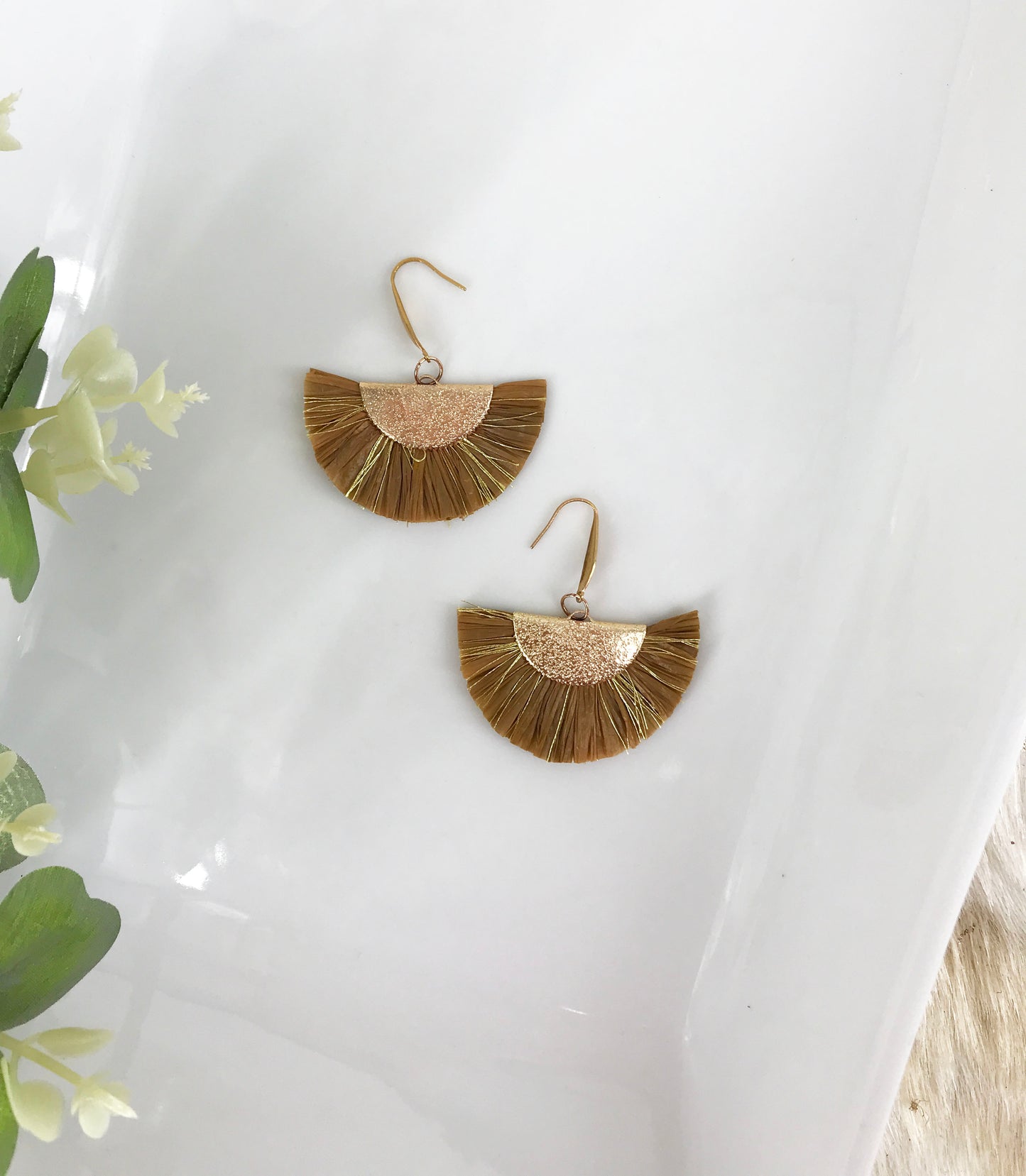 Brown and Gold Fan Shaped Tassel Earrings - E19-1071