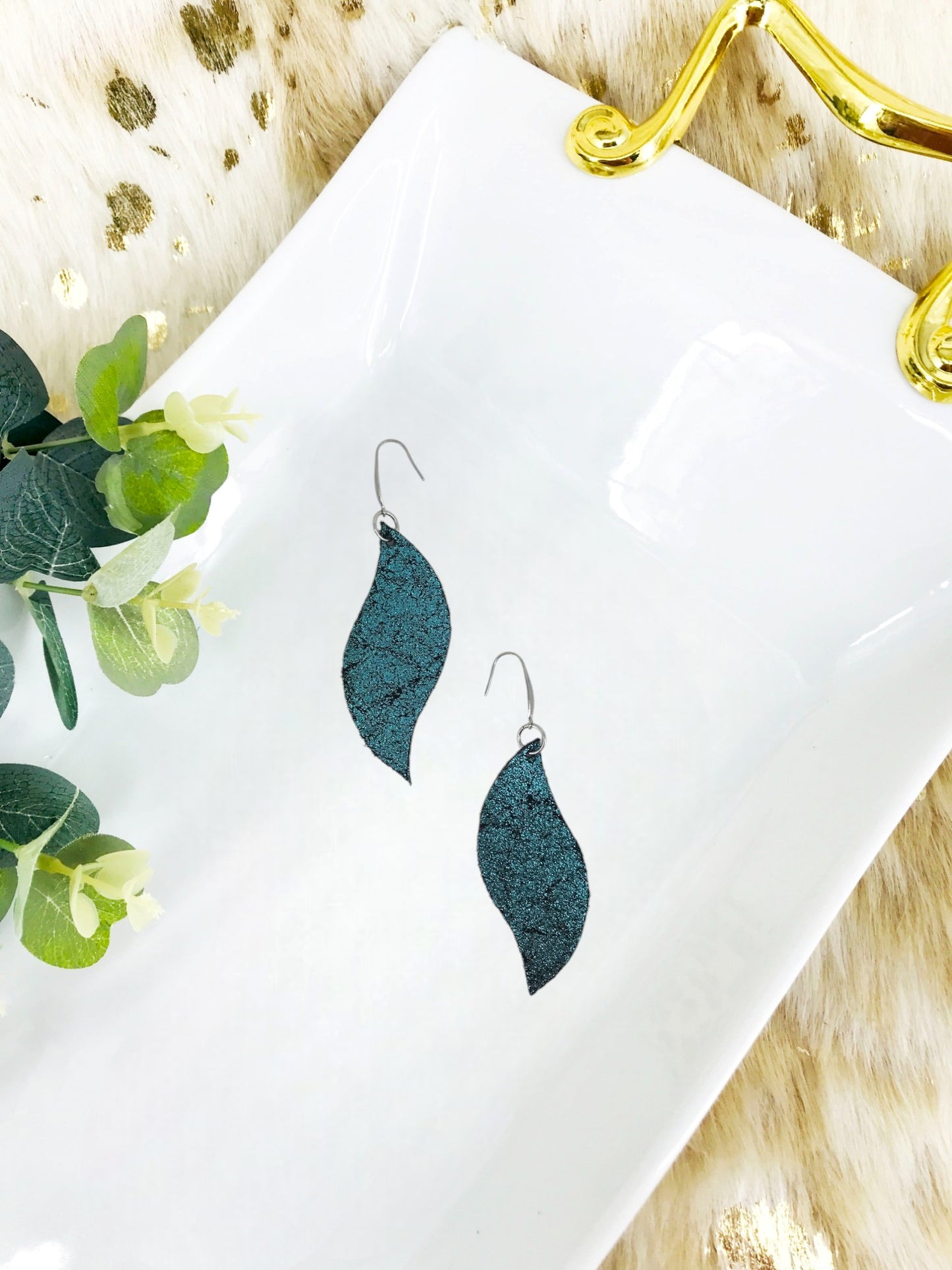 Light Turquoise Blue on Black Leather Earrings - E19-1217