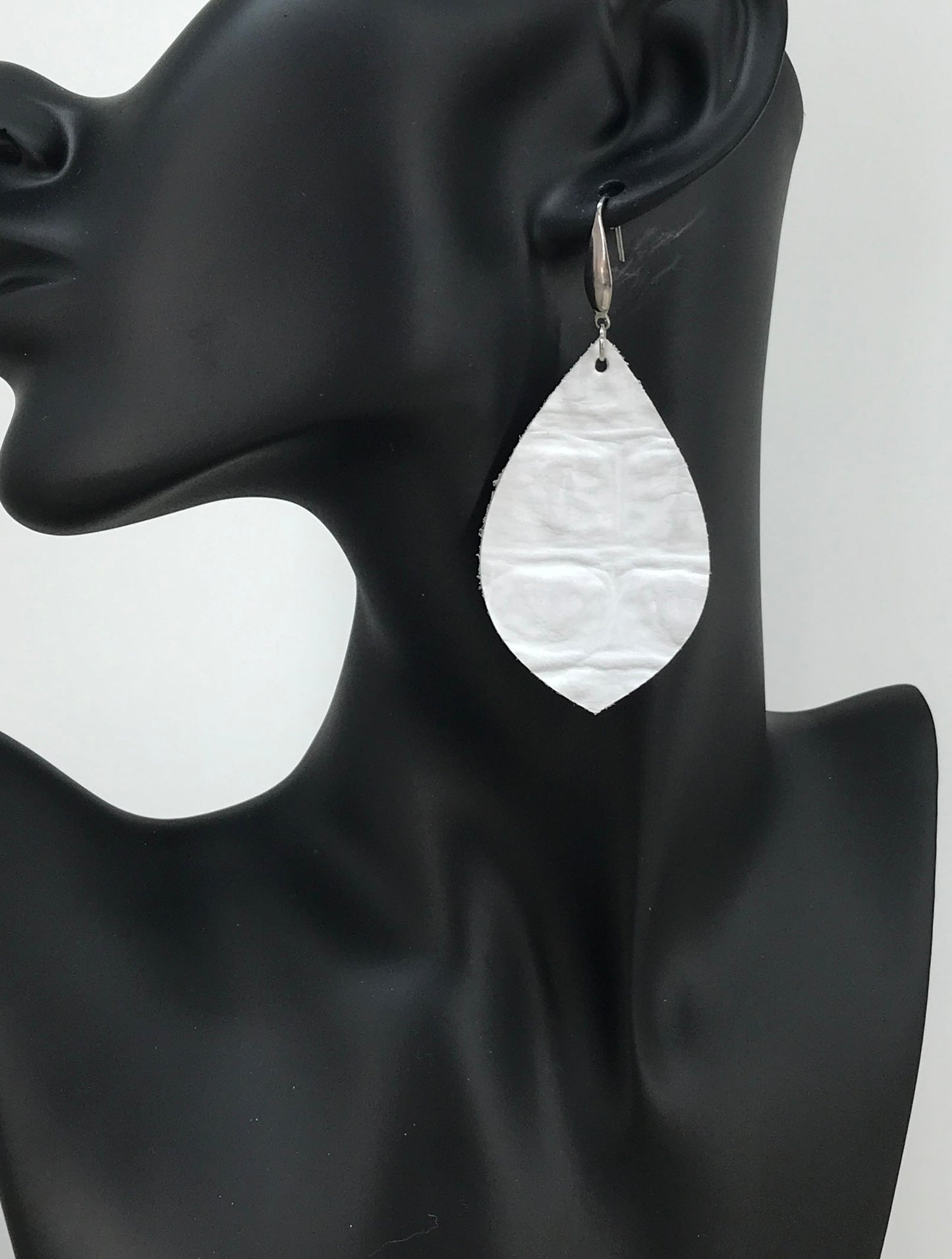 White Embossed Genuine Leather Earrings - E19-1350