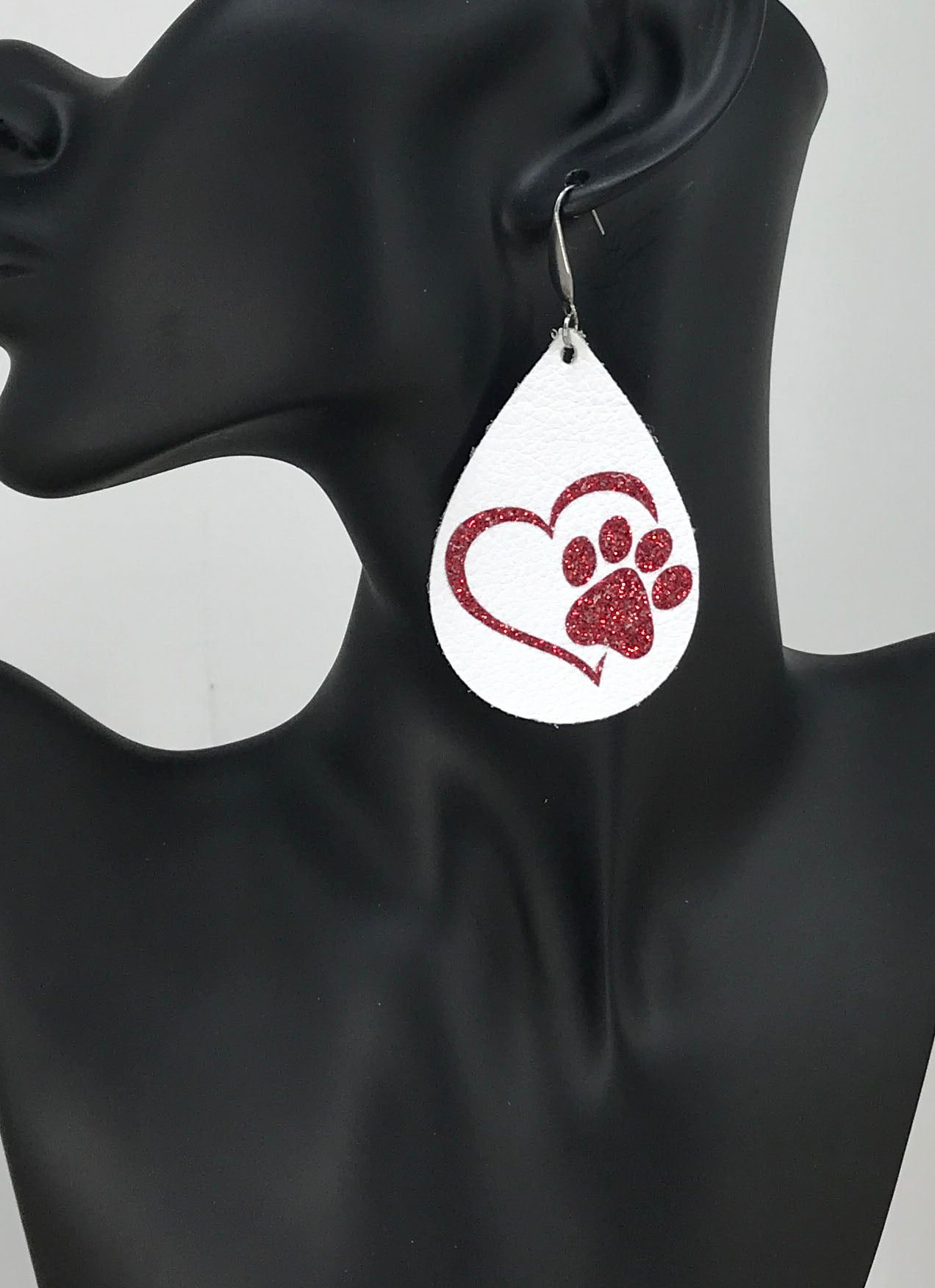 White Genuine Leather and Red Glitter Earrings - E19-1404