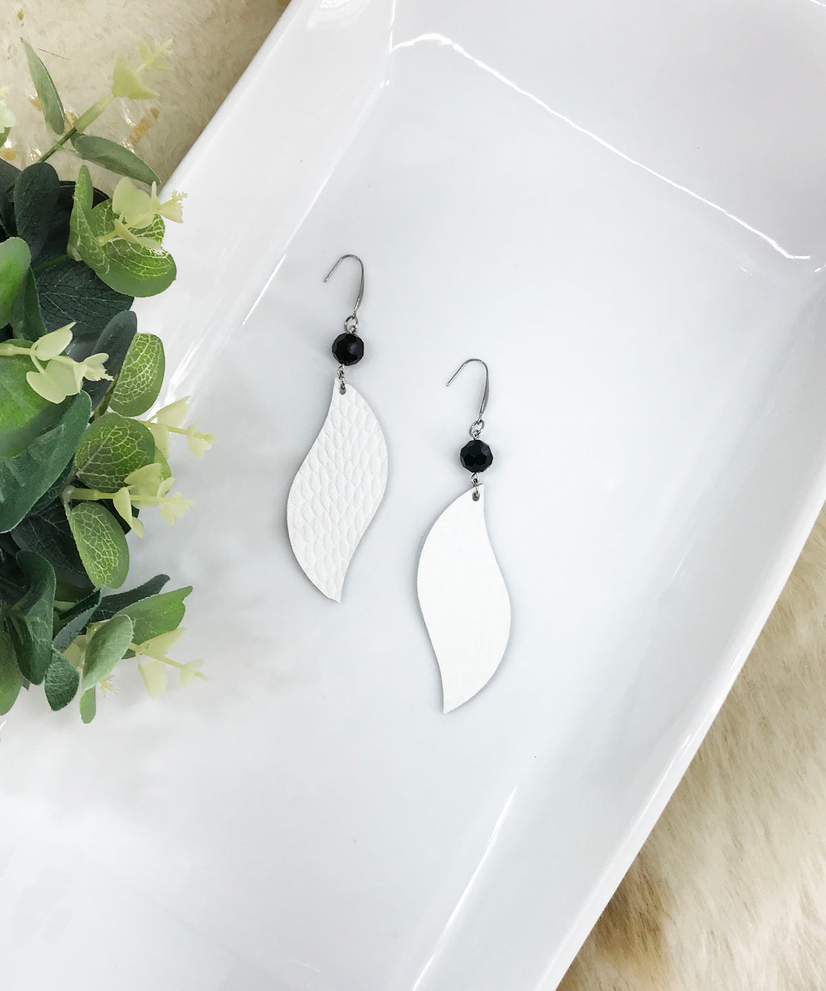 White Genuine Leather Earrings - E19-1590