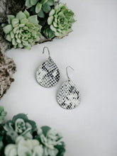 Load image into Gallery viewer, Black and White Leather Earrings - E19-1620