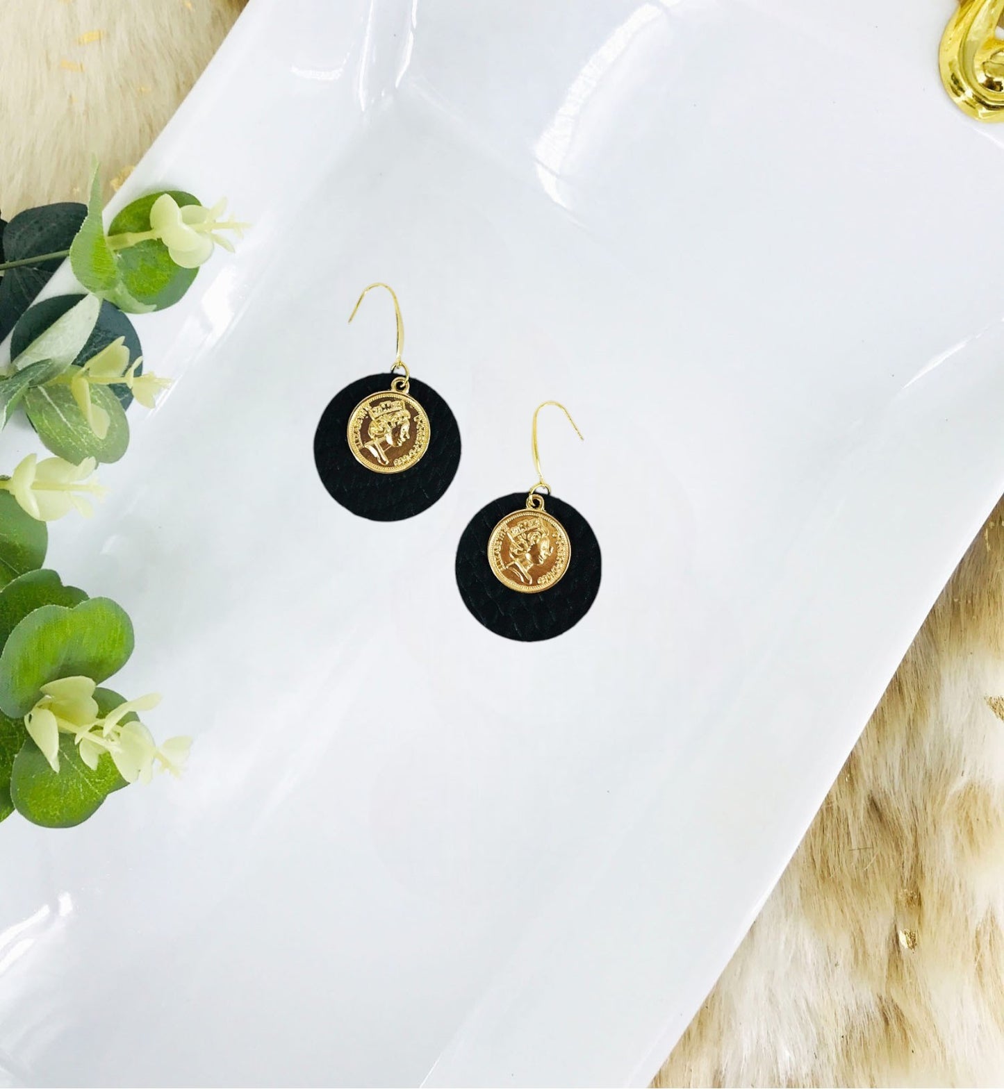 Black Amazon Cobra Leather Earrings - E19-1762