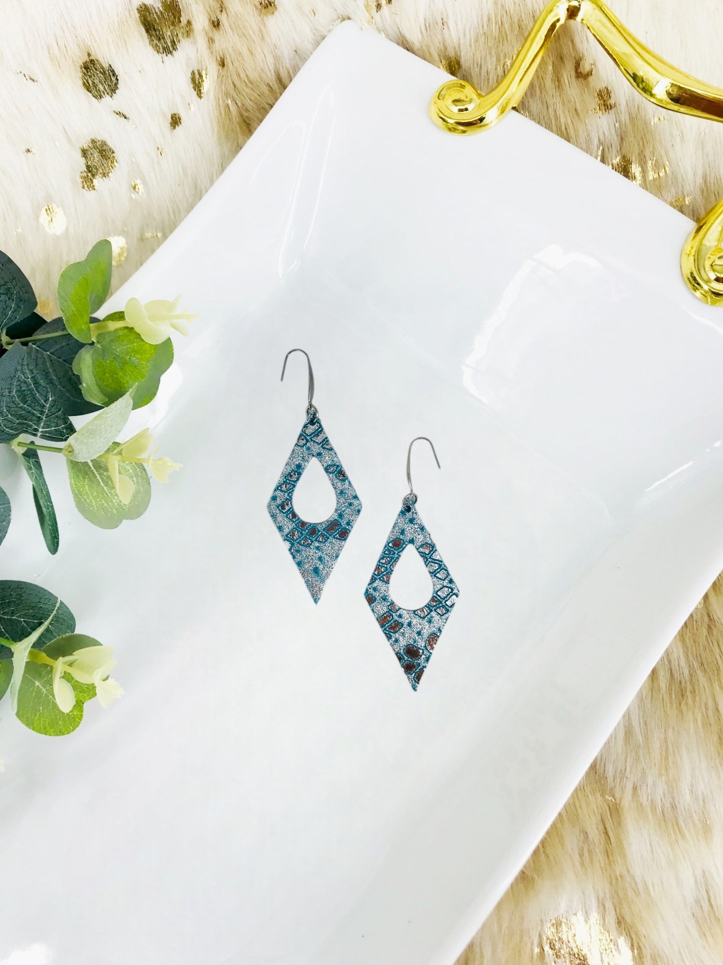 Turquoise Genuine Leather Earrings - E19-1878