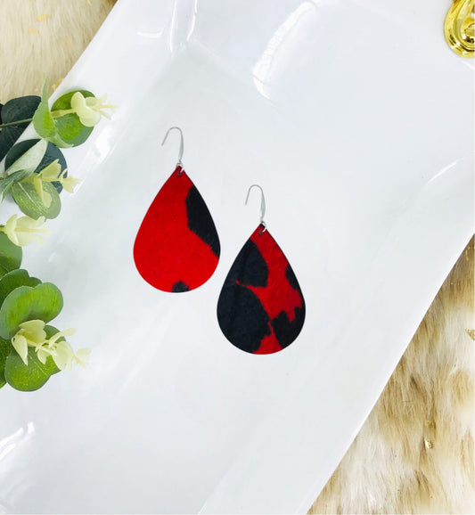 Hair On Black and Red Leather Earrings - E19-1923