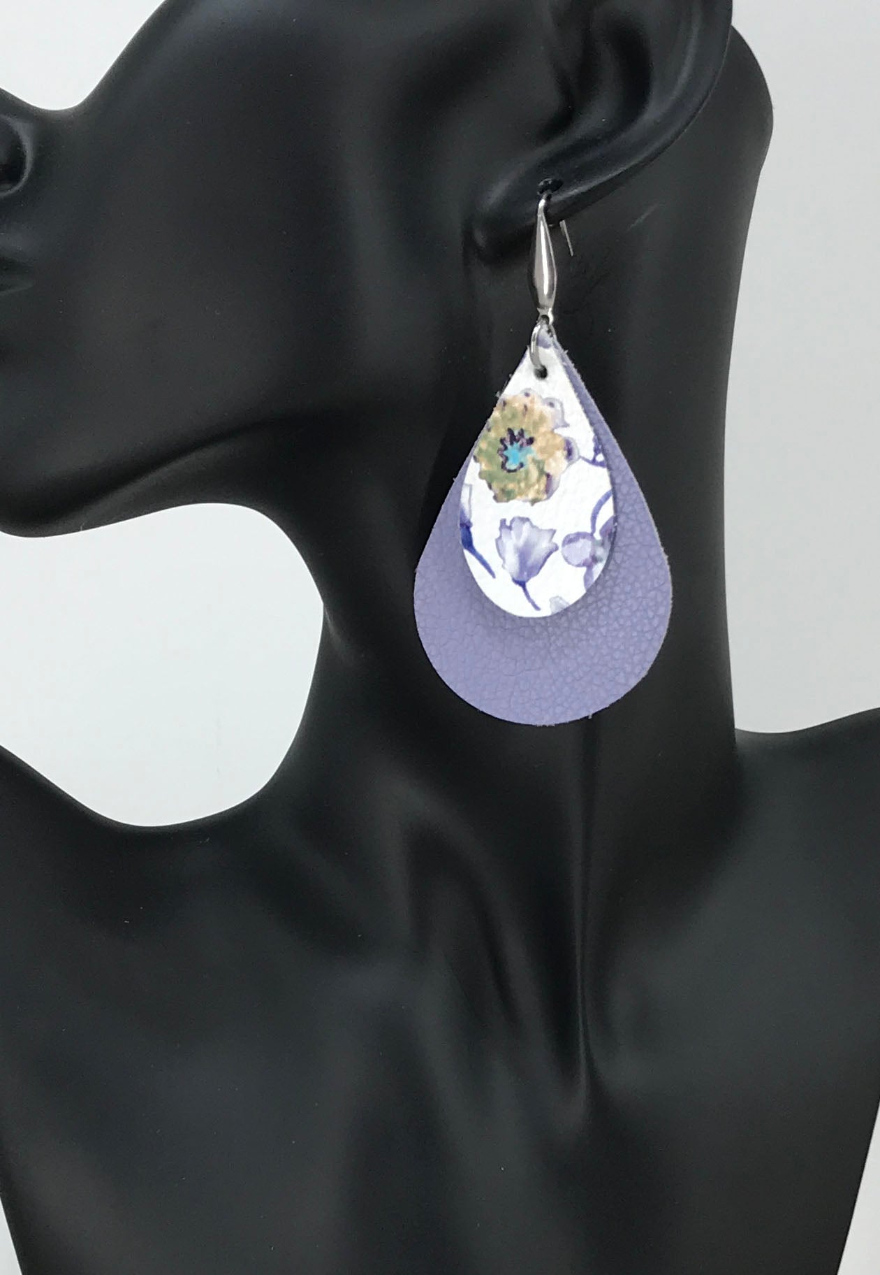 Lilac Genuine Leather Earrings - E19-204