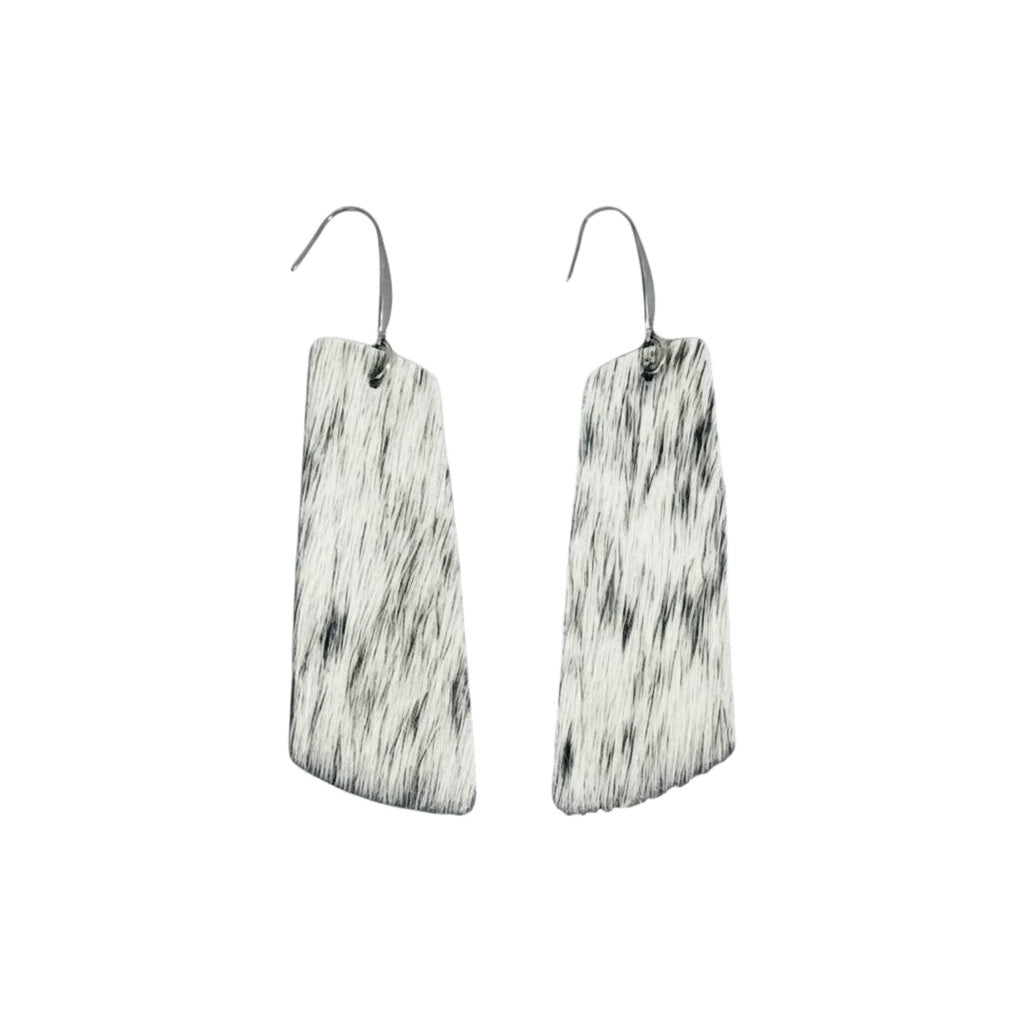 Salt & Pepper Tapered Bar Earrings