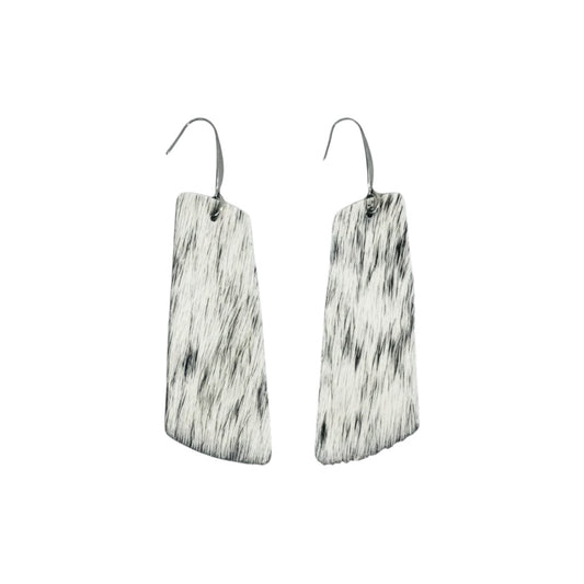Salt & Pepper Tapered Bar Earrings