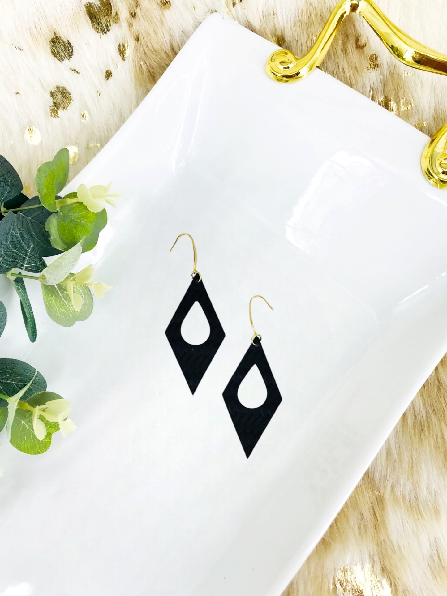 Black Braided Fishtail Leather Earrings - E19-2155