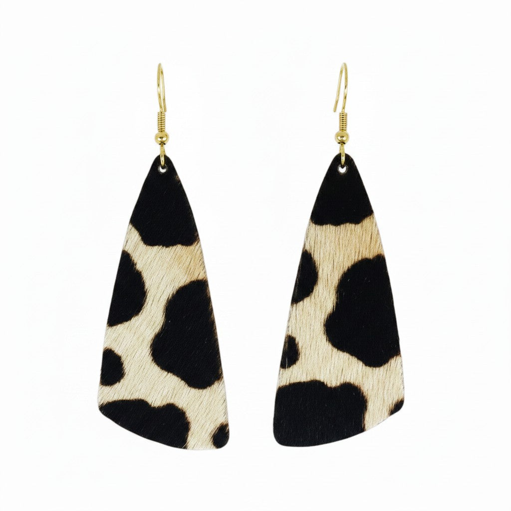 Savanna Giraffe Tapered Bar Earrings