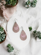 Load image into Gallery viewer, Light Pink Genuine Leather and Glitter Earrings - E19-231