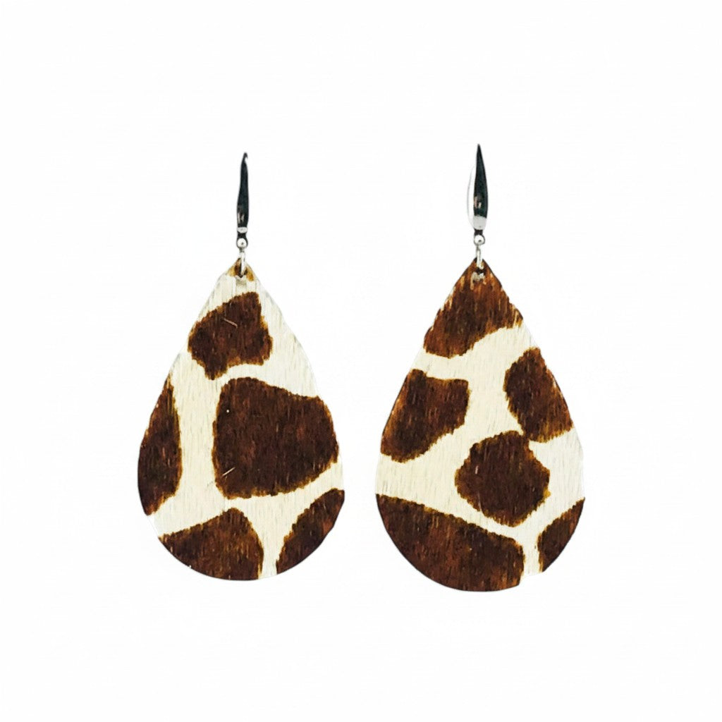 Savanna Giraffe Classic Teardrop Earrings