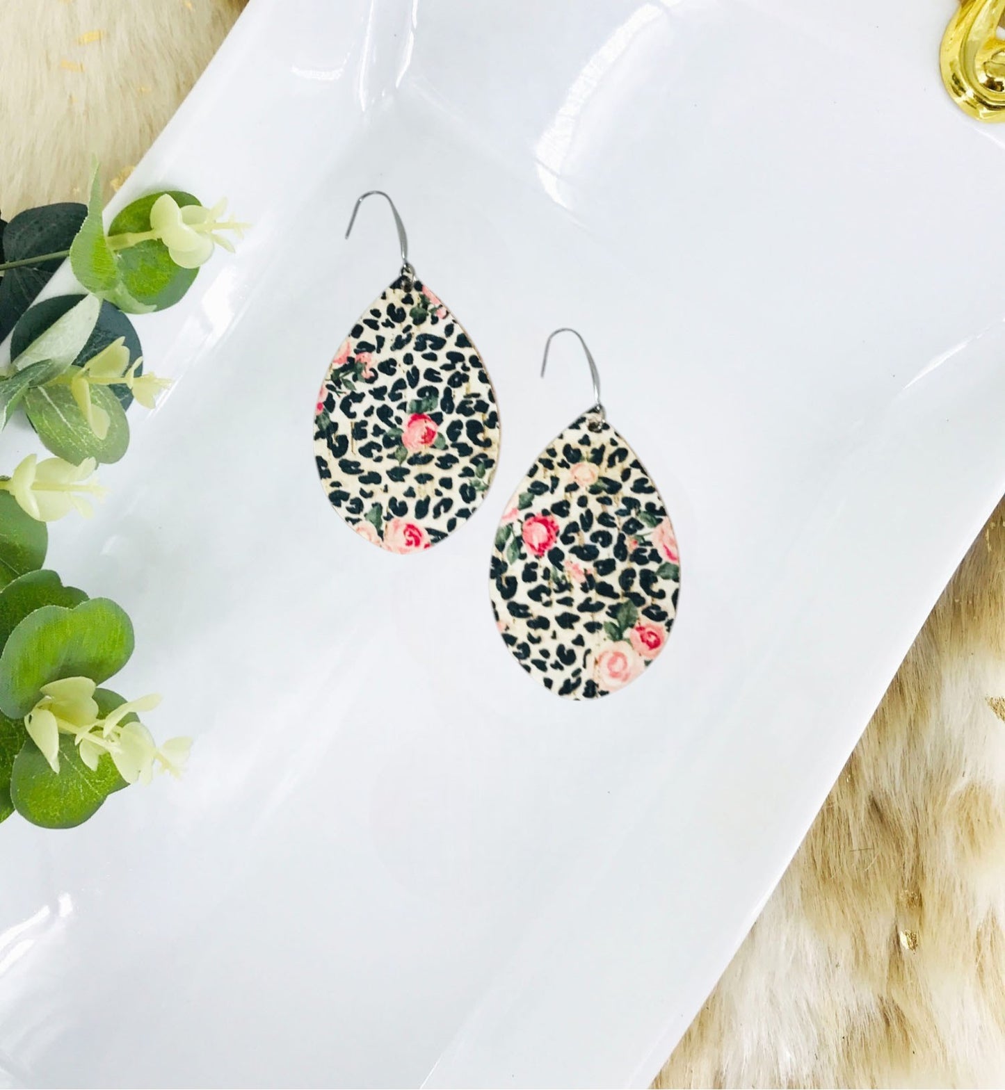 Roses and Leopard Cork on Leather Earrings - E19-2824