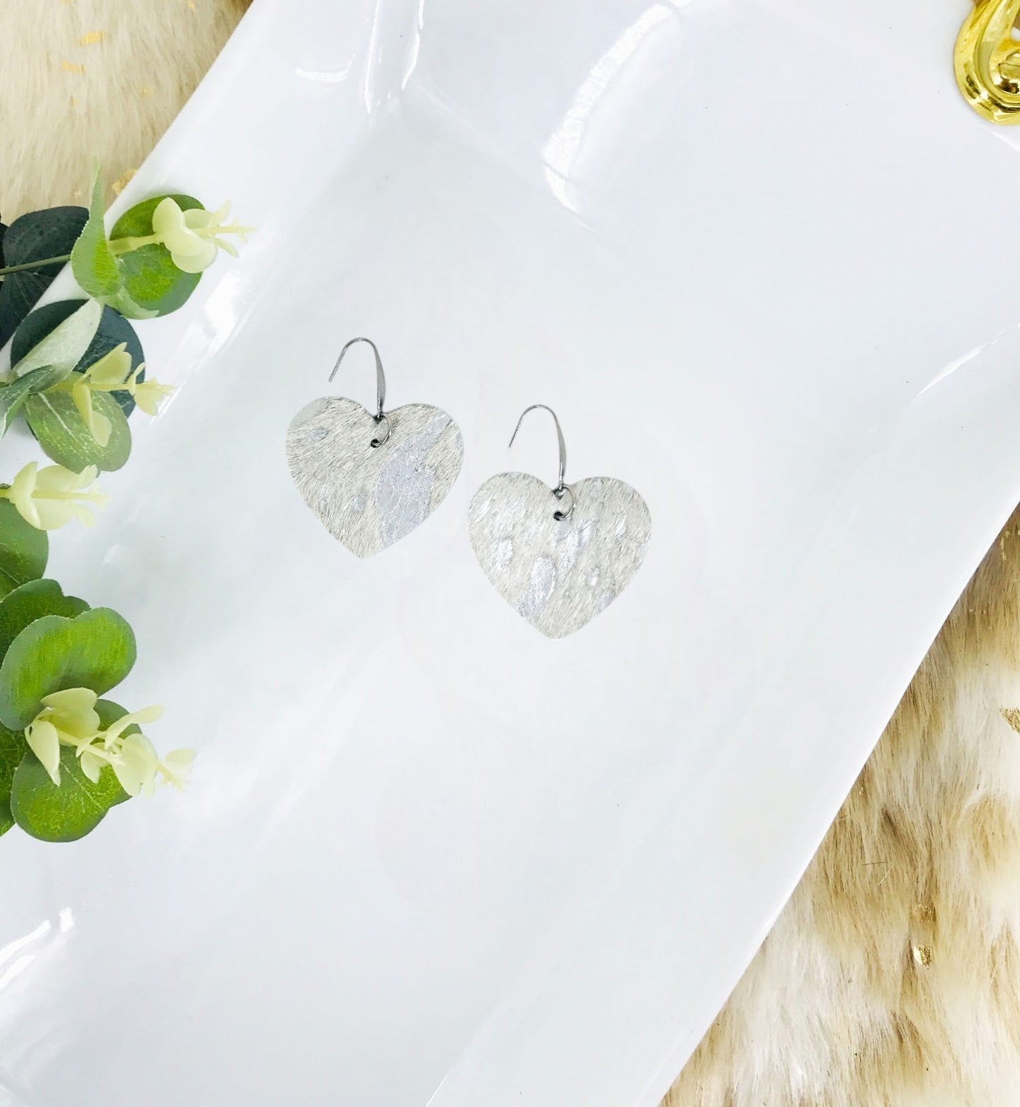Silver Hair On Heart Leather Earrings - E19-3512