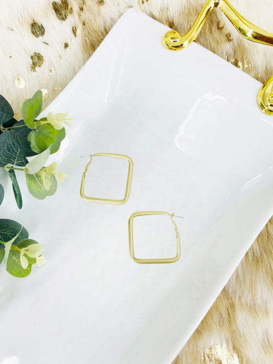 Matte Gold Square Hoop Earrings - E19-3931