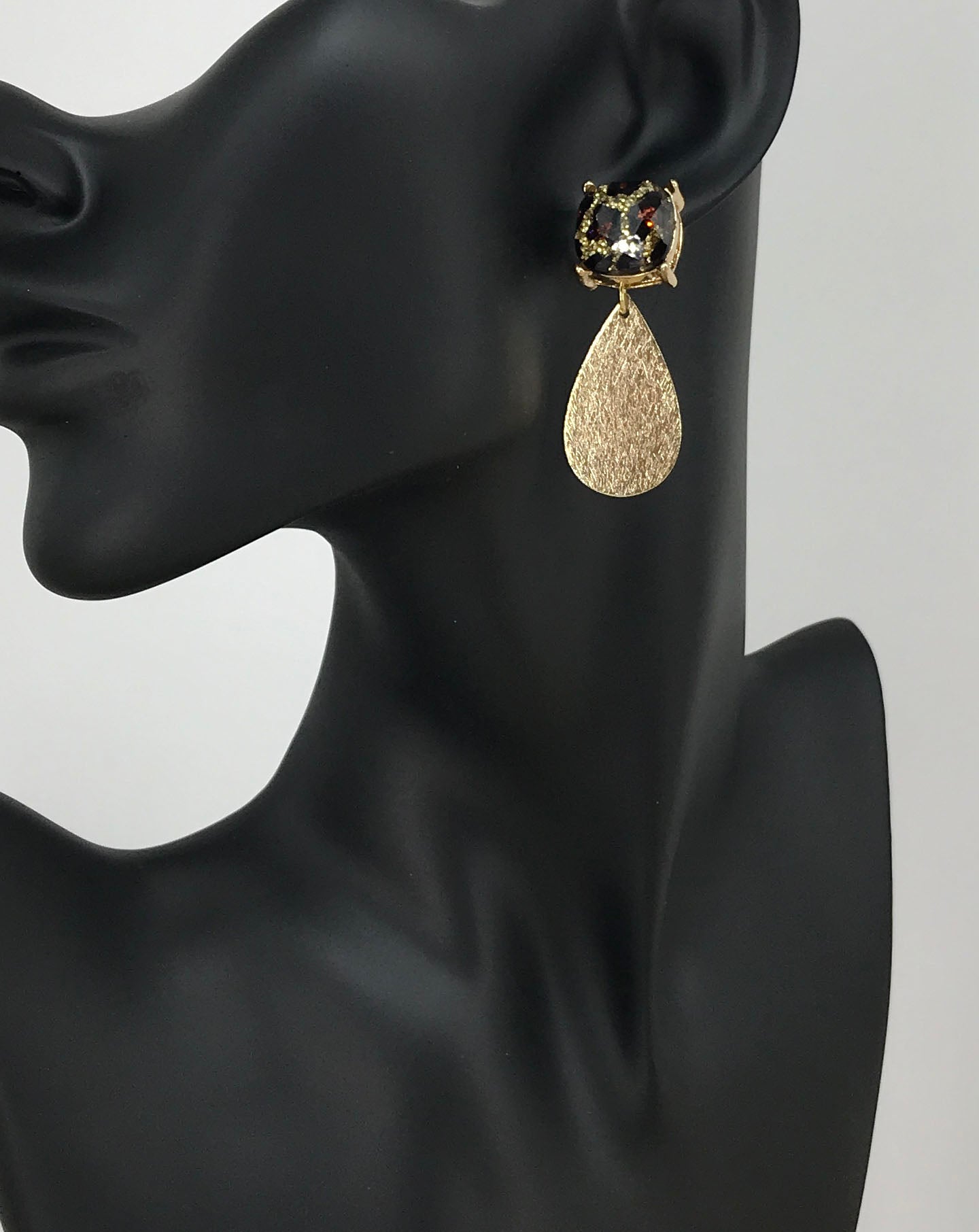 Stud & Brushed Gold Pendant Earrings - E19-3990