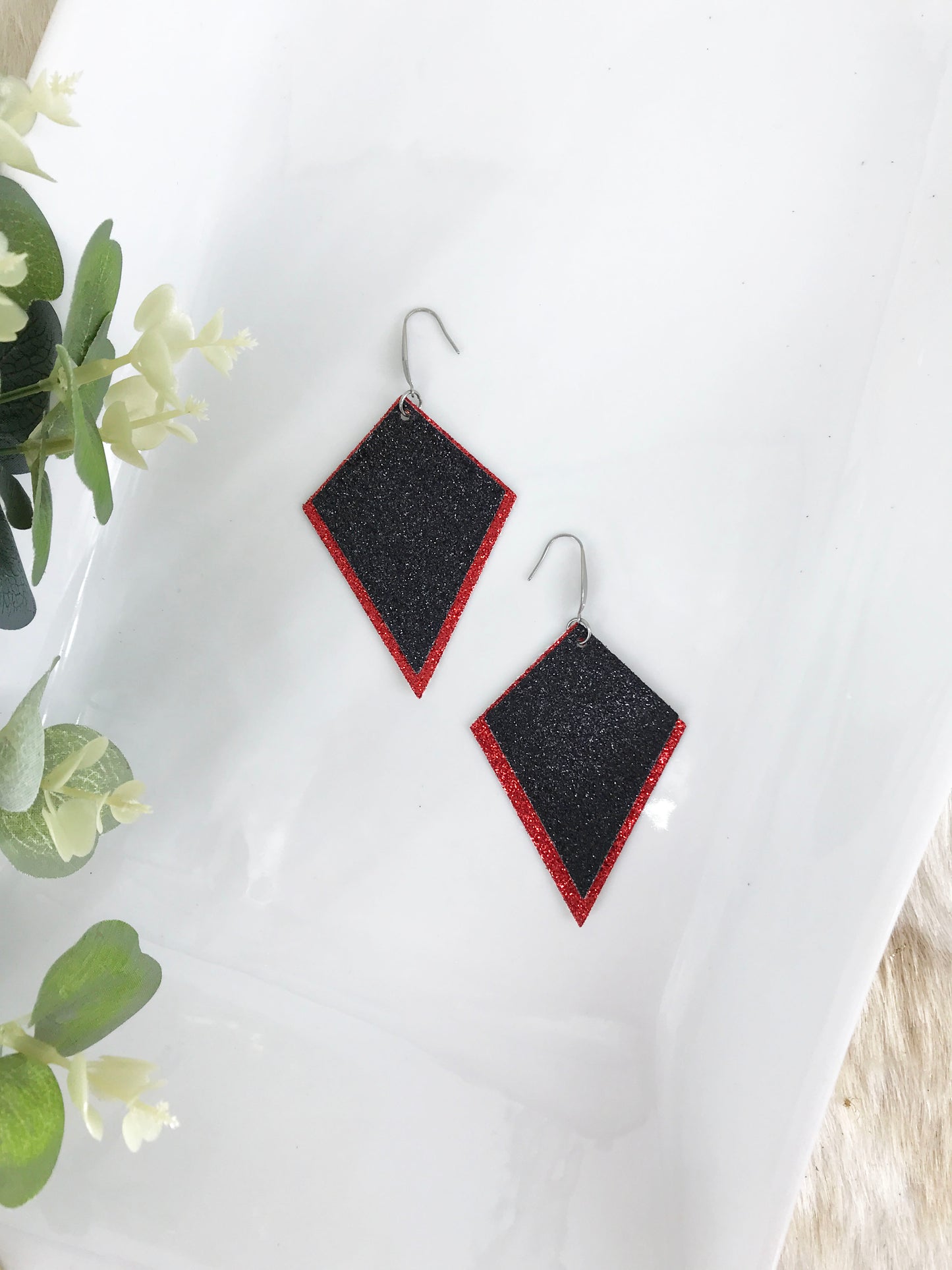Red and Black Fine Glitter Earrings - E19-419