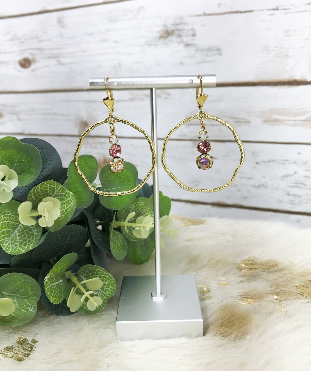 Crystal & Pendant Earrings - E19-4256