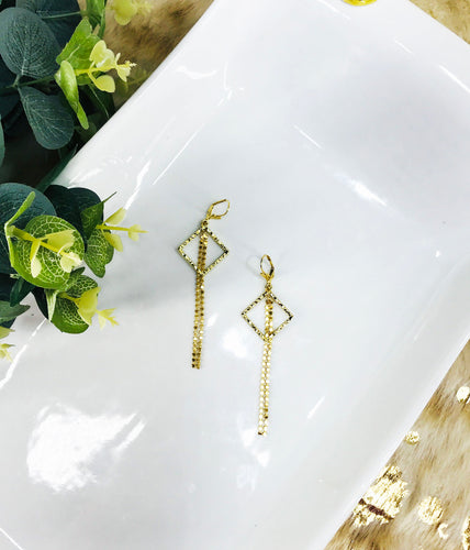 Square Pendant & Gold Tassel Earrings - E19-4270
