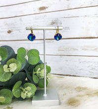 Load image into Gallery viewer, Cushion Cut Crystal Earrings - E19-4287