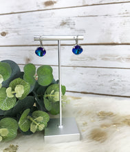 Load image into Gallery viewer, Cushion Cut Crystal Earrings - E19-4291