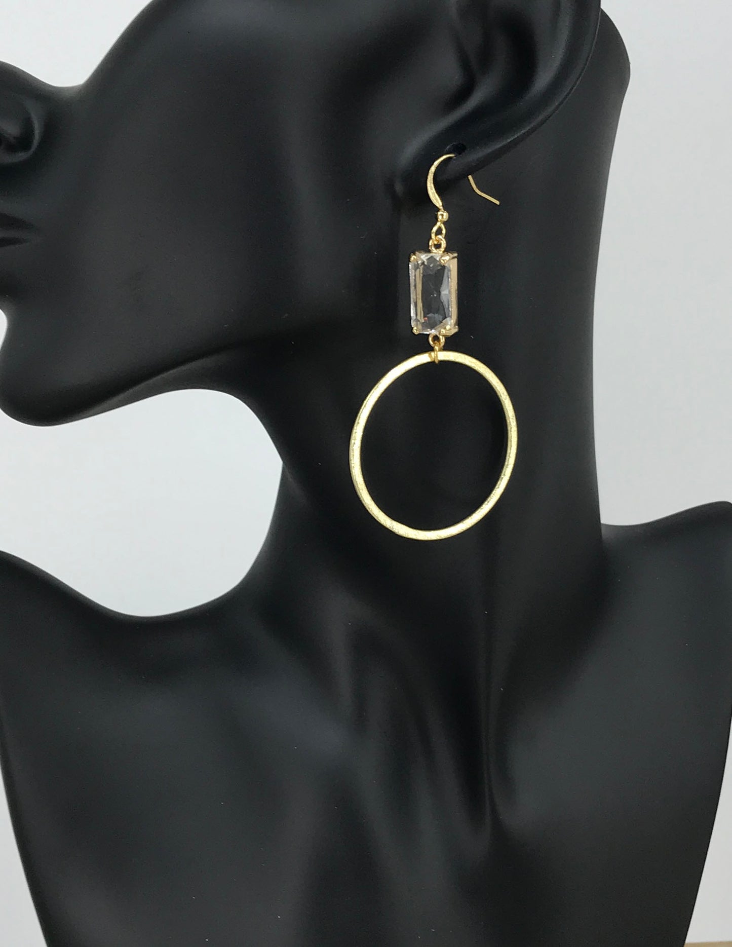Stone & Brushed Gold Pendant Earrings - E19-4418