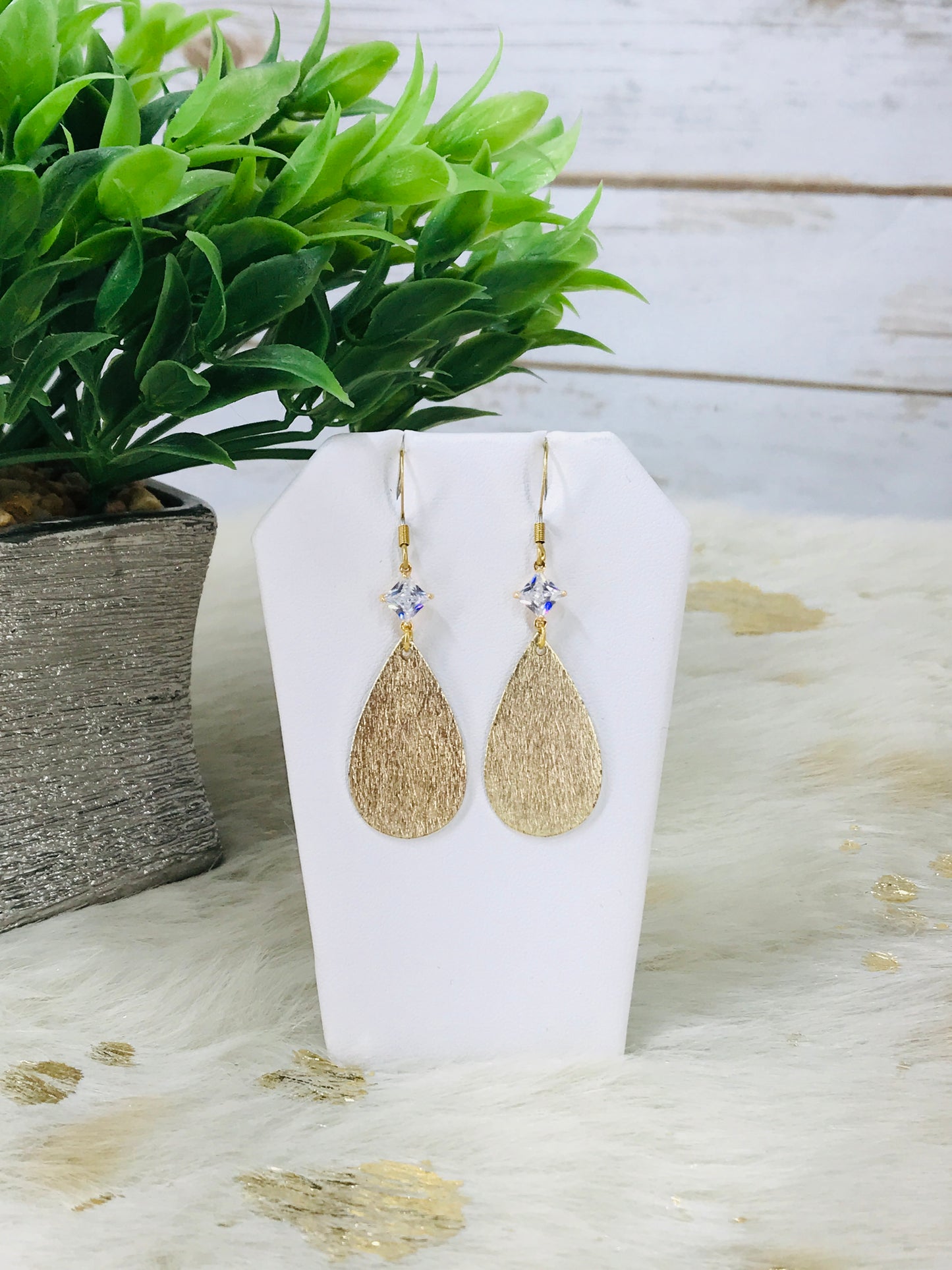 CZ & Brushed Gold Pendant Earrings - E19-4483