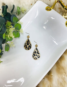 Faux Leather Pendant Earrings - E19-4512