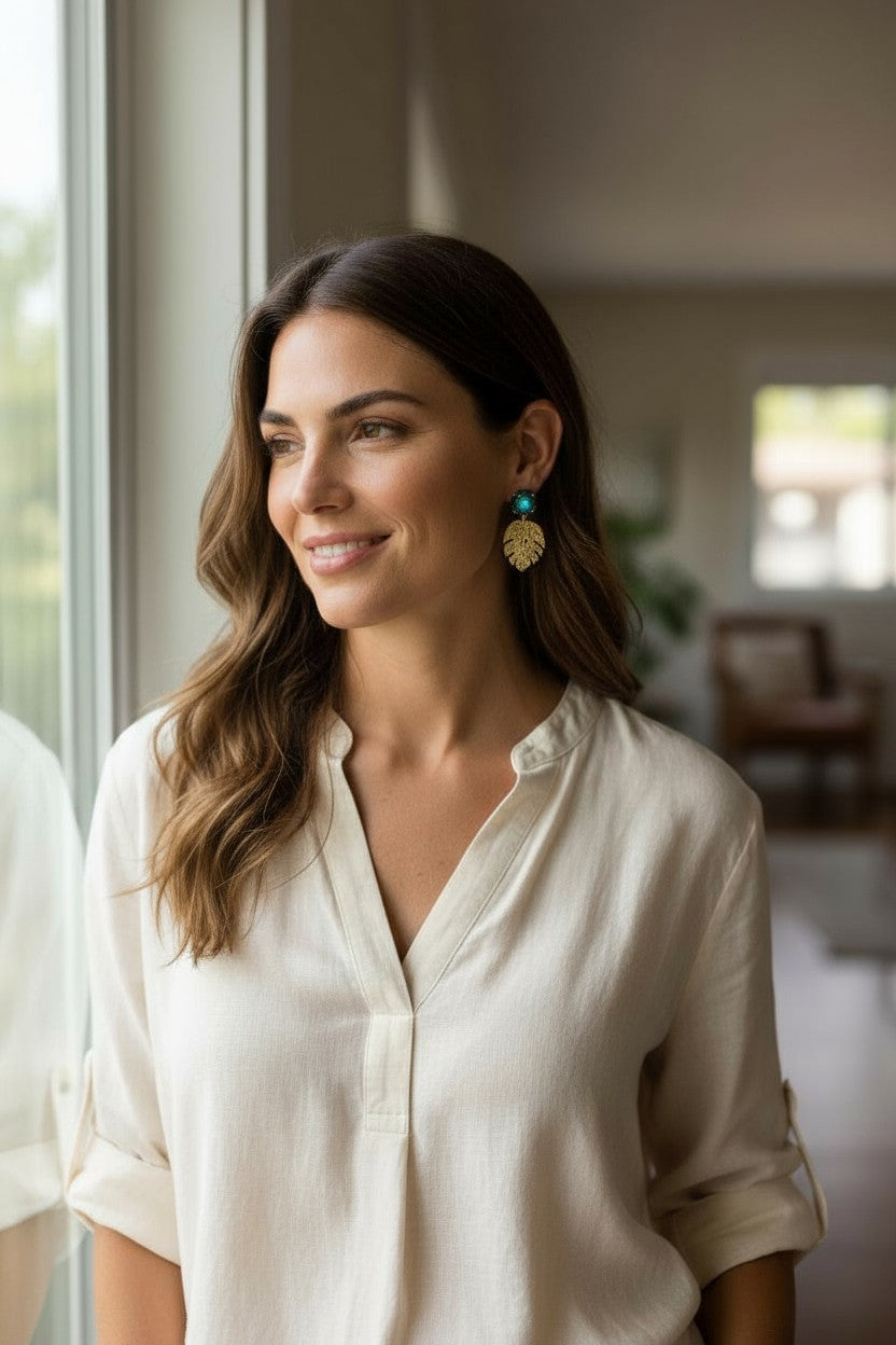 Crystal & Monstera Leaf Pendant Earrings - E19-4608