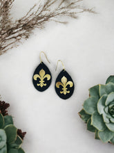 Load image into Gallery viewer, Black and Gold Fleur De Lis Leather Earrings - E19-765