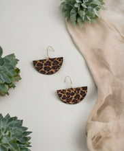 Load image into Gallery viewer, Genuine Leather Earrings - E19-820