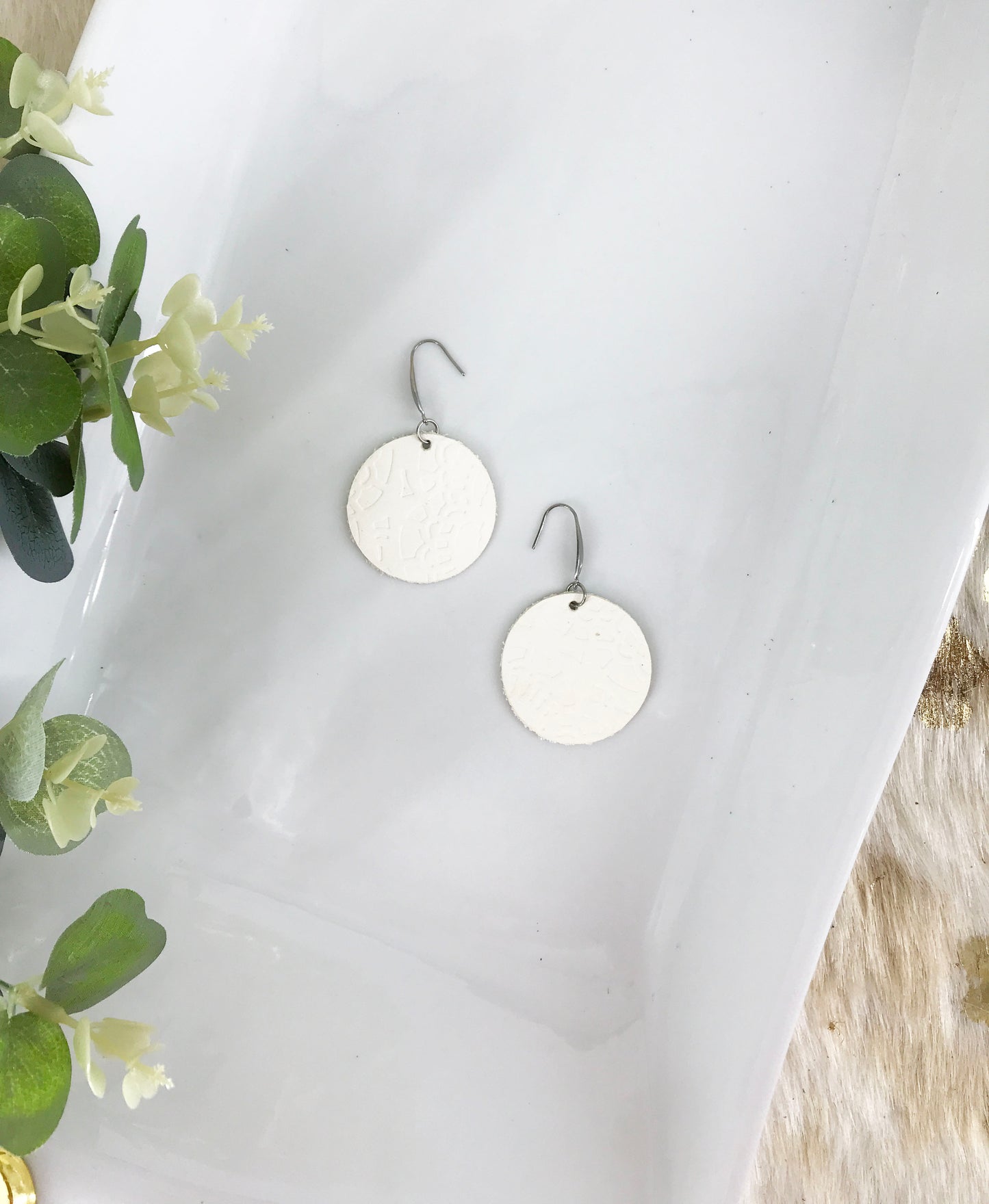 White Embossed Leather Earrings - E19-935