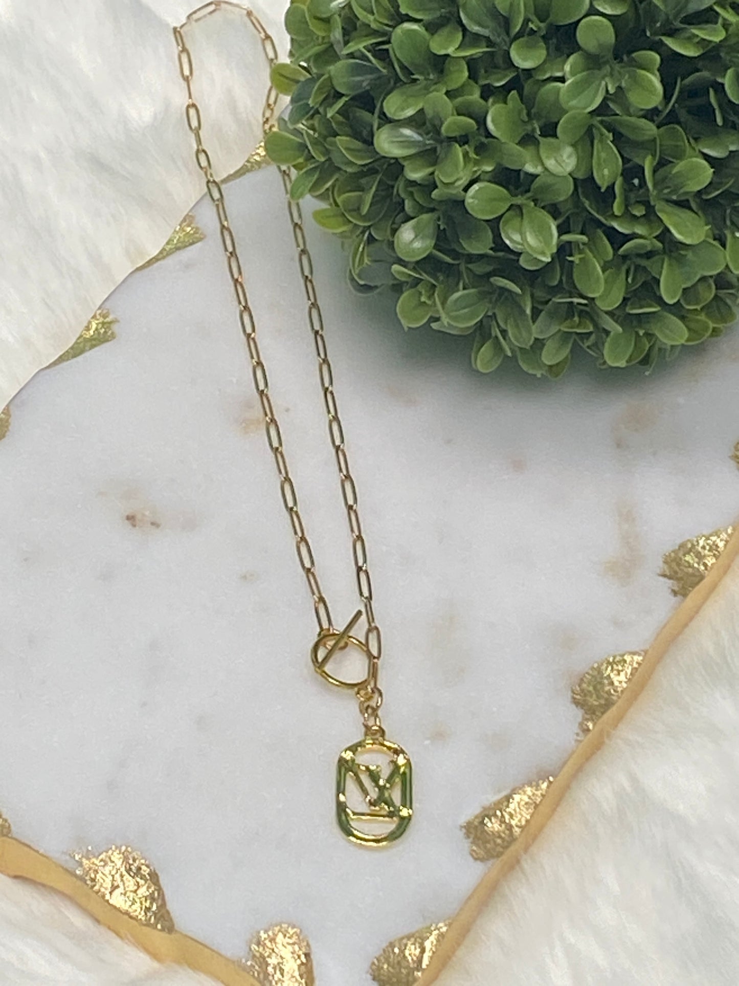 Stainless Steel Gold Tone Paperclip Toggle Necklace with Charm