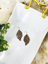 Load image into Gallery viewer, Genuine Leather Earrings - E19-1104