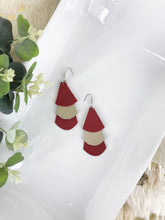 Load image into Gallery viewer, Cranberry and Metallic Gold Leather Earrings - E19-1175