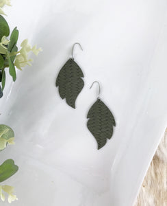 Green Braided Fishtail Leather Earrings - E19-1177
