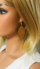 Load image into Gallery viewer, Vintage Crackle Copper Leather Earrings - E19-1197