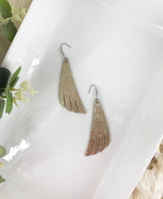 Load image into Gallery viewer, Platinum Crackle Leather Earrings - E19-1219