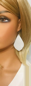 Dazzle Silver on White Pearl Leather Earrings - E19-1237