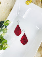 Load image into Gallery viewer, Marbled Red Leather Earrings - E19-1267