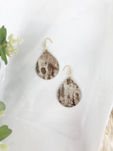 Load image into Gallery viewer, Genuine Leather Earrings - E19-1279