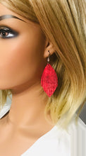 Load image into Gallery viewer, Marbled Red Leather Earrings - E19-1285
