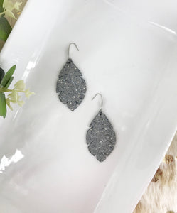 Silver and Gray Exotic Stingray Leather Earrings - E19-1293